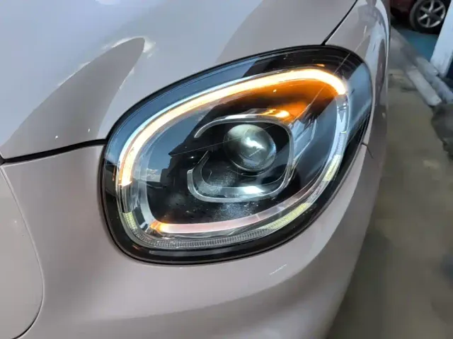 Leapmotor T03 — Фото автомобиля 23