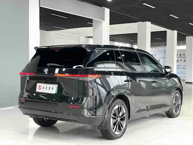Toyota BoZhi 3X — Фото автомобиля 6