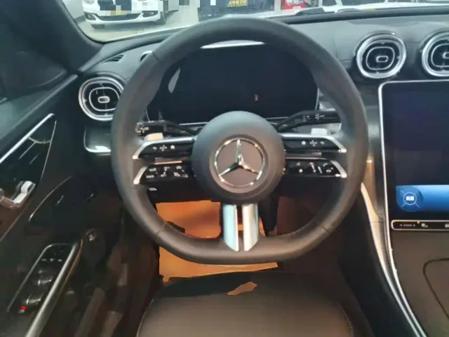 Mercedes-Benz C-Class — Фото автомобиля 10