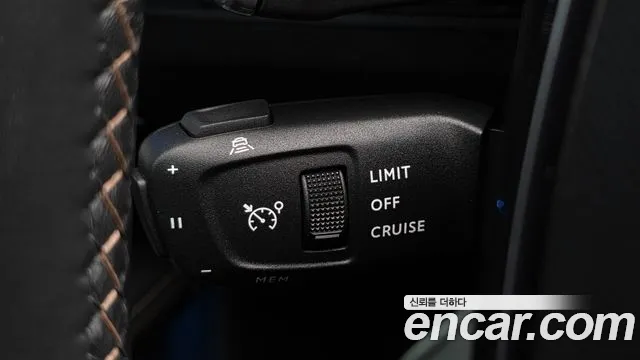 Peugeot 5008 — Фото автомобиля 30