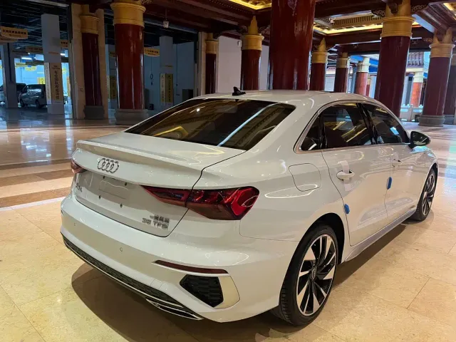 Audi A3 — Фото автомобиля 4