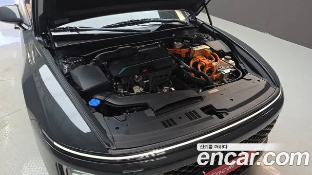 Hyundai Grandeur GN7 — Фото автомобиля 9