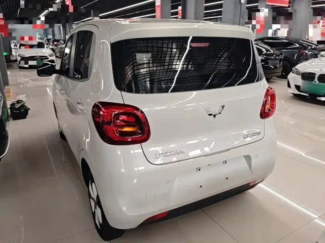 Wuling Hongguang Mini EV — Фото автомобиля 4