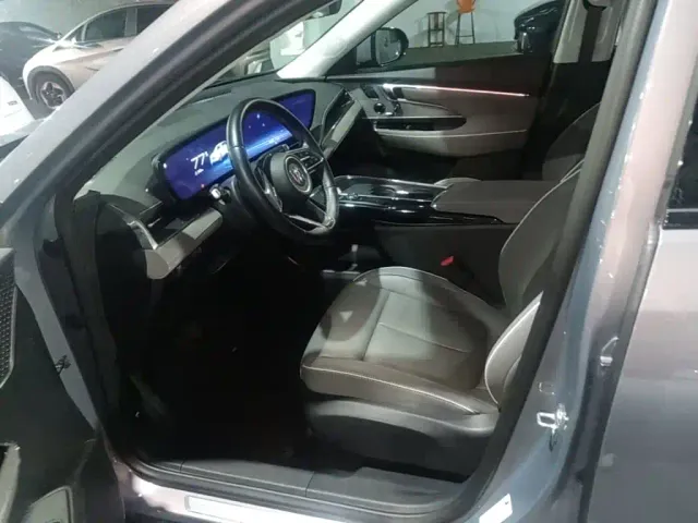 Buick E5 — Фото автомобиля 14