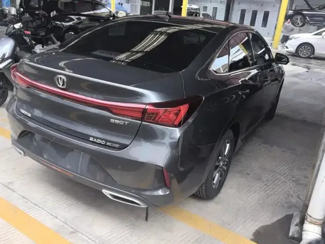 Changan Eado — Фото автомобиля 3
