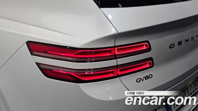 Genesis GV80 — Фото автомобиля 22