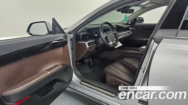 Hyundai Grandeur GN7 — Фото автомобиля 10