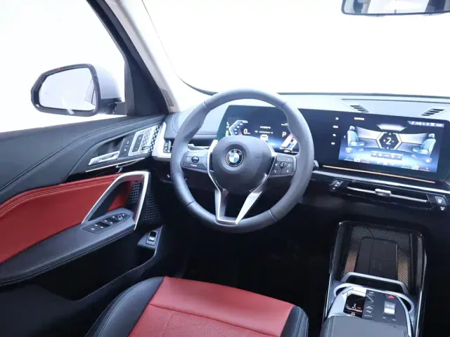 BMW X1 — Фото автомобиля 14