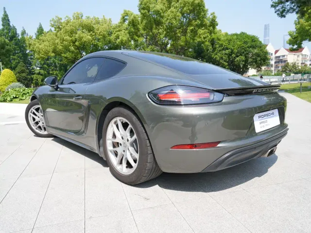 Porsche 718 — Фото автомобиля 15
