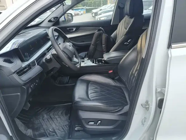 Chery Tiggo 8 PLUS Kunpeng e+ — Фото автомобиля 14
