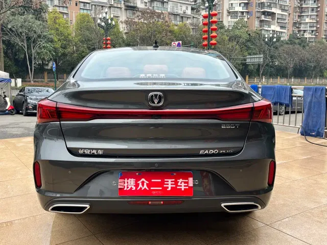 Changan Eado — Фото автомобиля 13