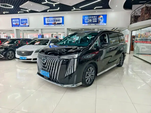 Фотография автомобиля — GAC Trumpchi M8