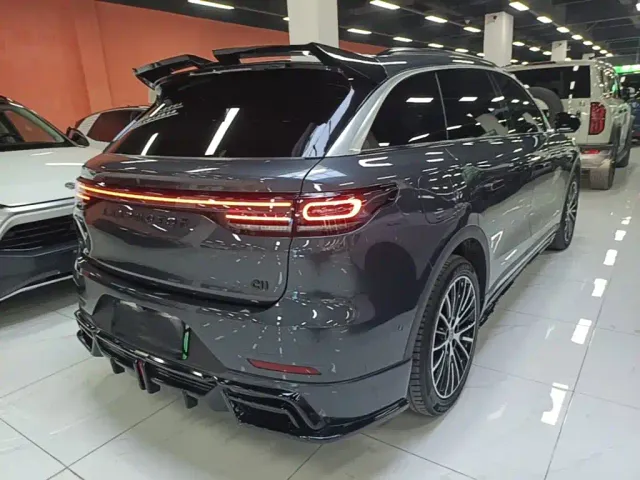 Leapmotor C11 — Фото автомобиля 6