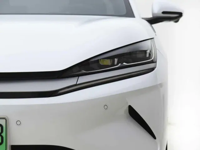 BYD Qin L 2025 EV 470KM Leading Edition — Фото автомобиля 17