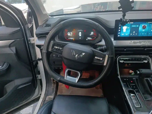 Wuling Asta — Фото автомобиля 6