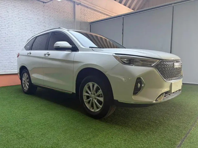 Haval M6 — Фото автомобиля 3