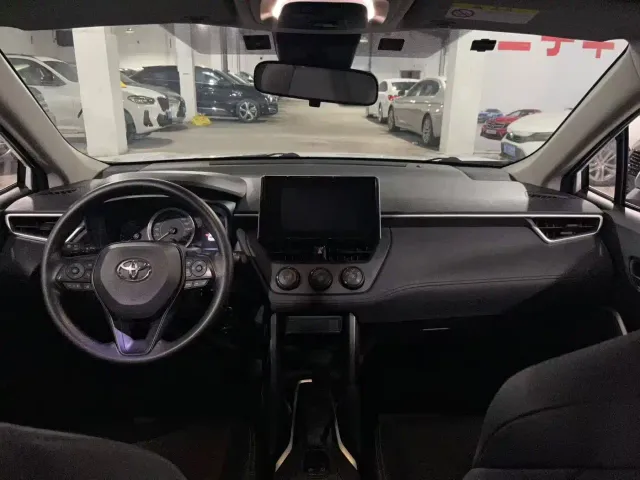 Toyota Corolla Cross — Фото автомобиля 8
