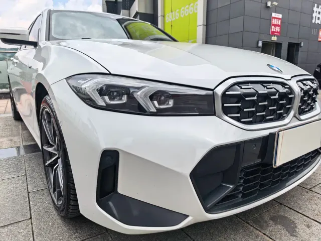 BMW 3 Series — Фото автомобиля 10