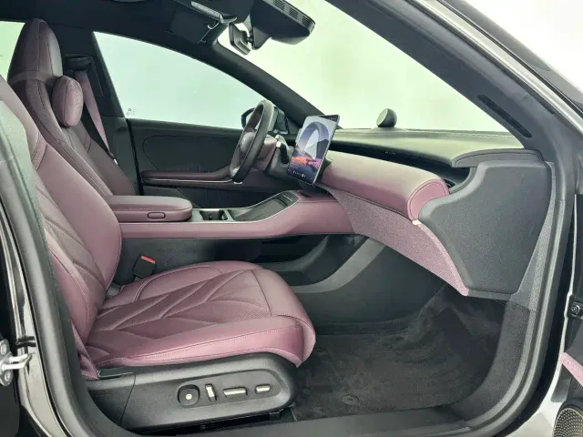 Nio ET5 Touring — Фото автомобиля 13
