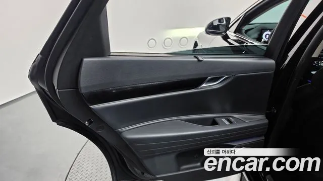Genesis G80 RG3 — Фото автомобиля 14