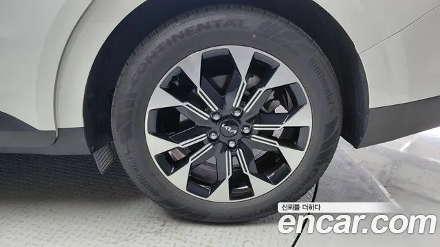 Kia Carnival Generation 4 — Фото автомобиля 6