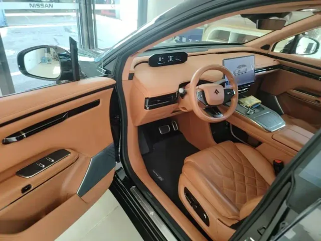 GAC Hyptec HT — Фото автомобиля 15