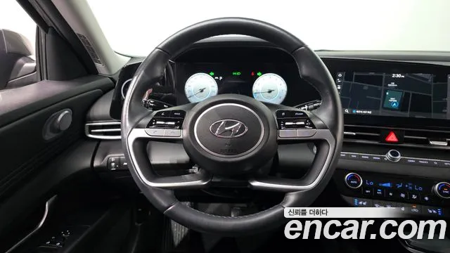 Hyundai AVANTE Avante (CN7) — Фото автомобиля 11