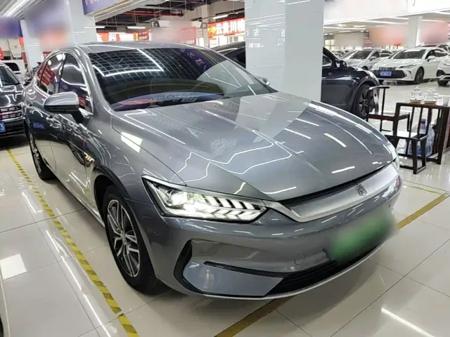 BYD Qin PLUS — Фото автомобиля 3