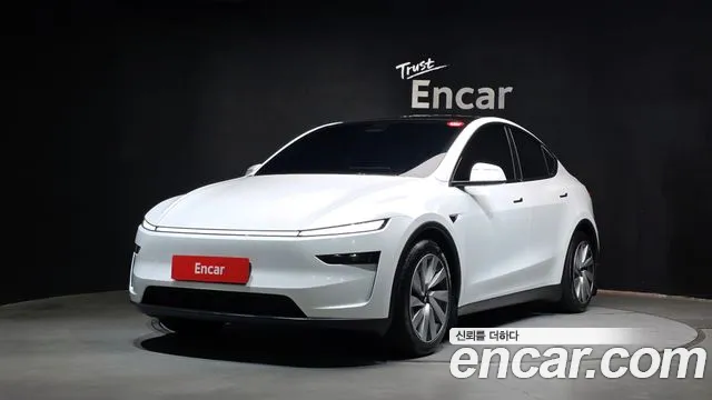 Фотография автомобиля — Tesla Model Y