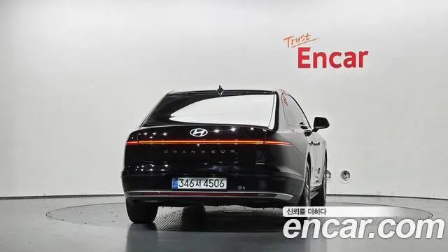 Hyundai Grandeur GN7 — Фото автомобиля 4