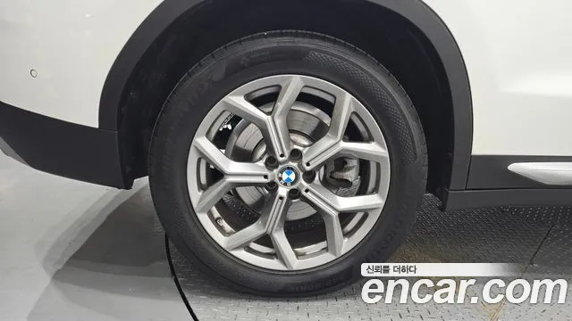 BMW X3 — Фото автомобиля 4