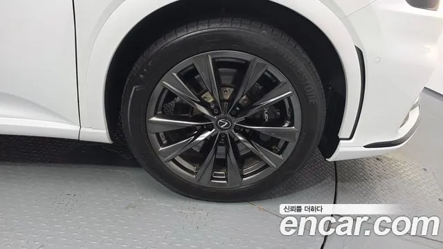 Lexus RX — Фото автомобиля 21