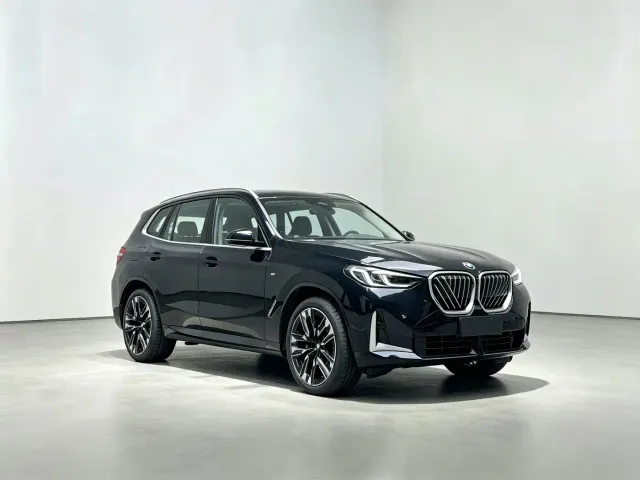 BMW X3 — Фото автомобиля 2
