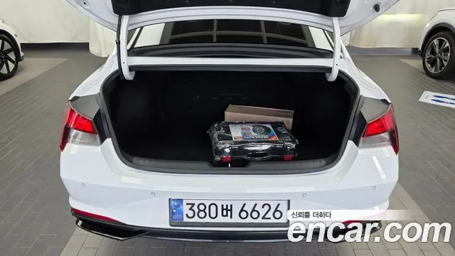 Hyundai Avante CN7 — Фото автомобиля 26