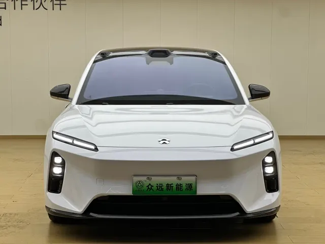 Nio ET5 — Фото автомобиля 3
