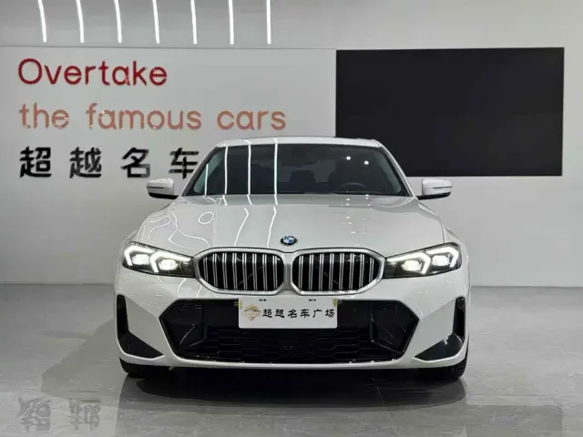 Фотография автомобиля — BMW 3 Series