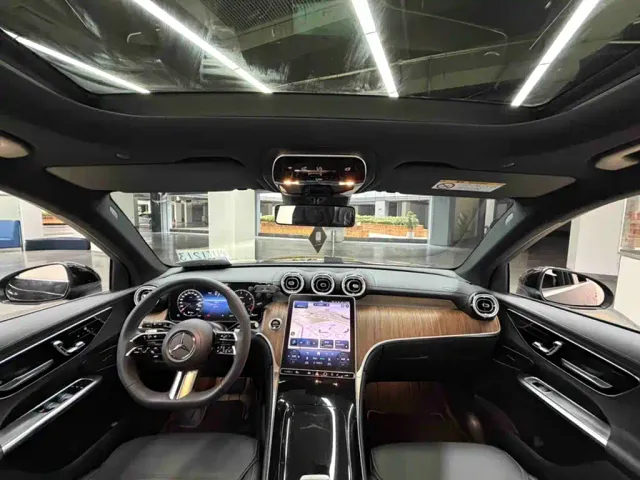 Mercedes-Benz Mercedes-Benz GLC 2023 Facelift GLC 300 L 4MATIC Sport 7-Seater — Фото автомобиля 16