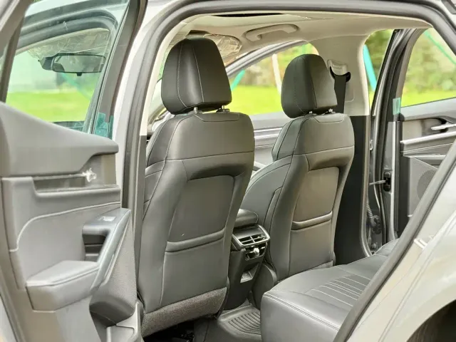 Ford Mondeo — Фото автомобиля 12