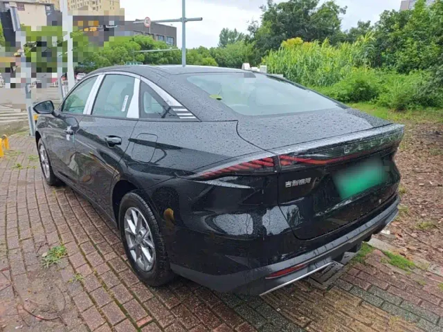 Geely Galaxy L6 — Фото автомобиля 4