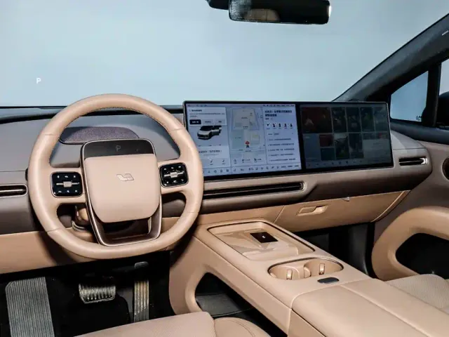 Li Auto i6 — Фото автомобиля 22