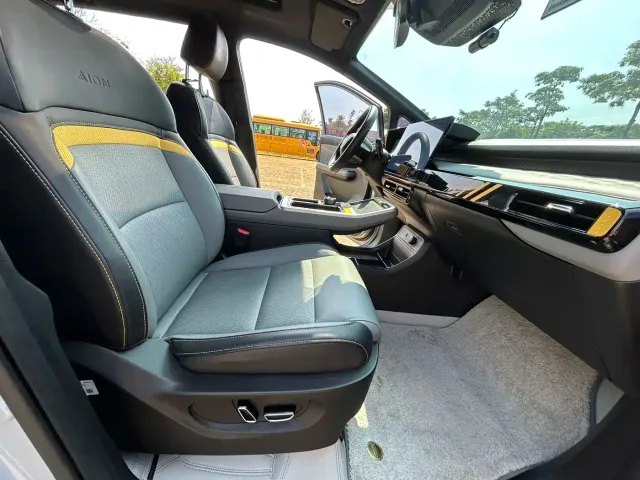 GAC Aion Y — Фото автомобиля 10