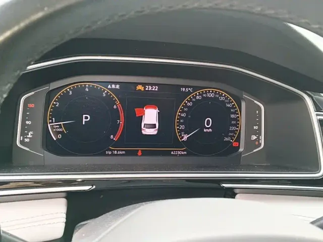 Volkswagen Tiguan L — Фото автомобиля 11