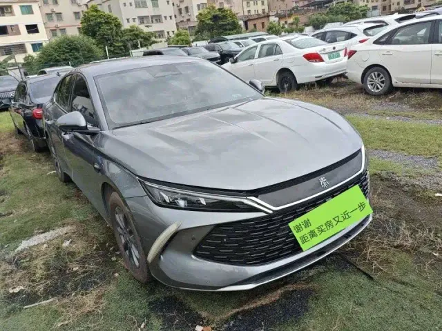 BYD Qin L — Фото автомобиля 2
