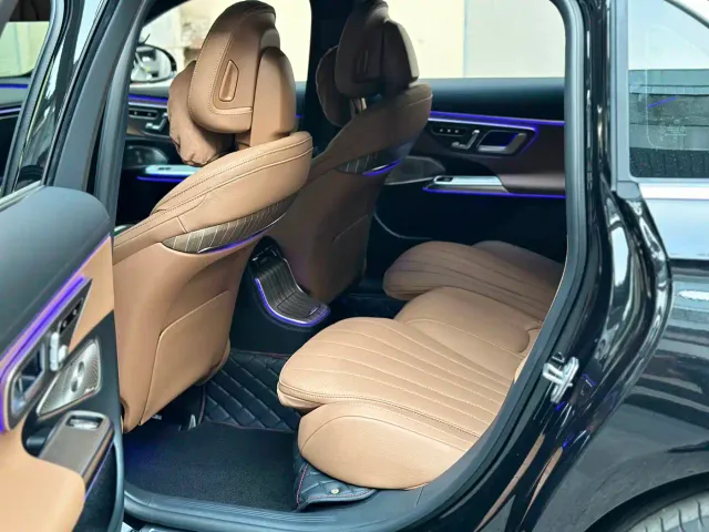 Mercedes-Benz E-Class — Фото автомобиля 7