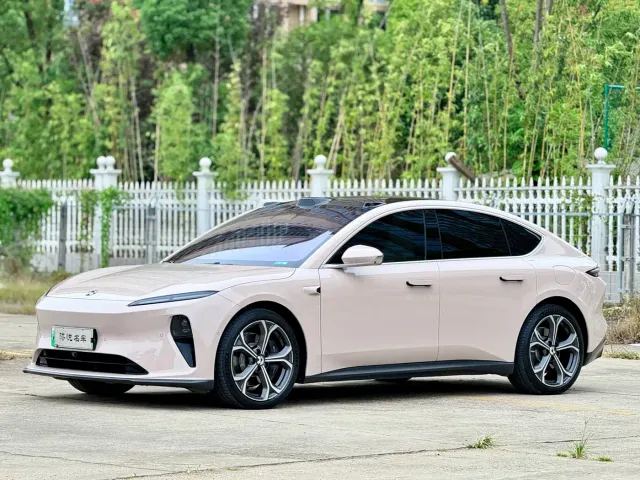 Nio ET5 — Фото автомобиля 3