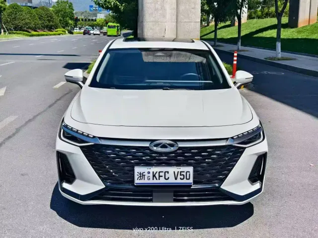 Chery Arrizo 8 — Фото автомобиля 2