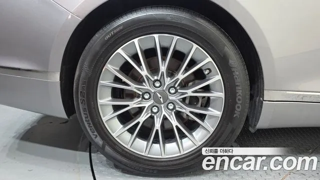Genesis G80 Бензин 2.5 турбо 2WD — Фото автомобиля 5