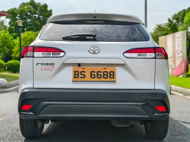 Toyota Frontlander — Фото автомобиля 6