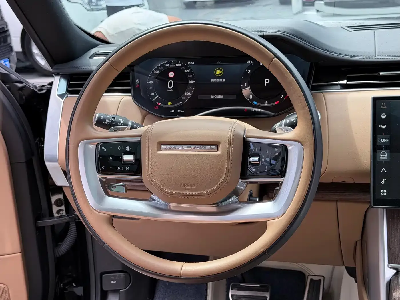 Land Rover Range Rover 2024 3.0 L6 400PS Genesis Extended — Фото автомобиля 5