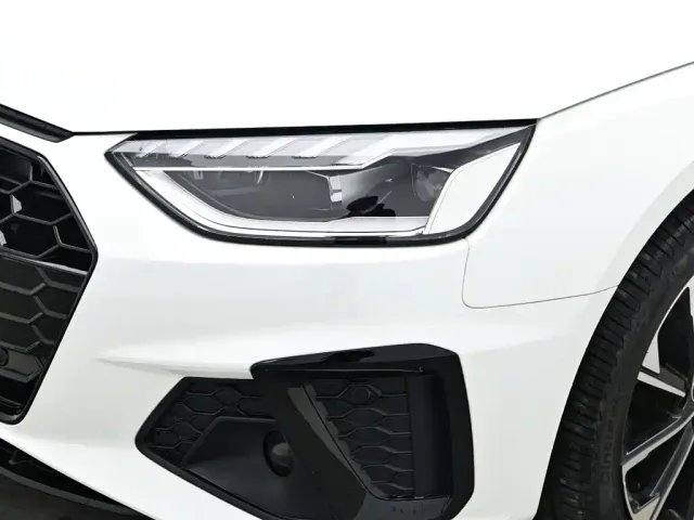 Audi A4L — Фото автомобиля 18